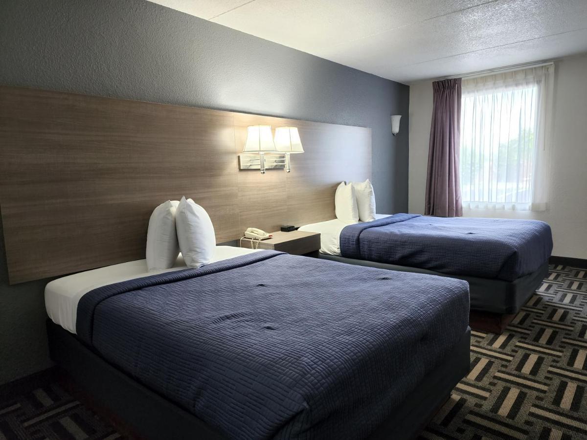 Relax Inn Hendersonville Exterior foto